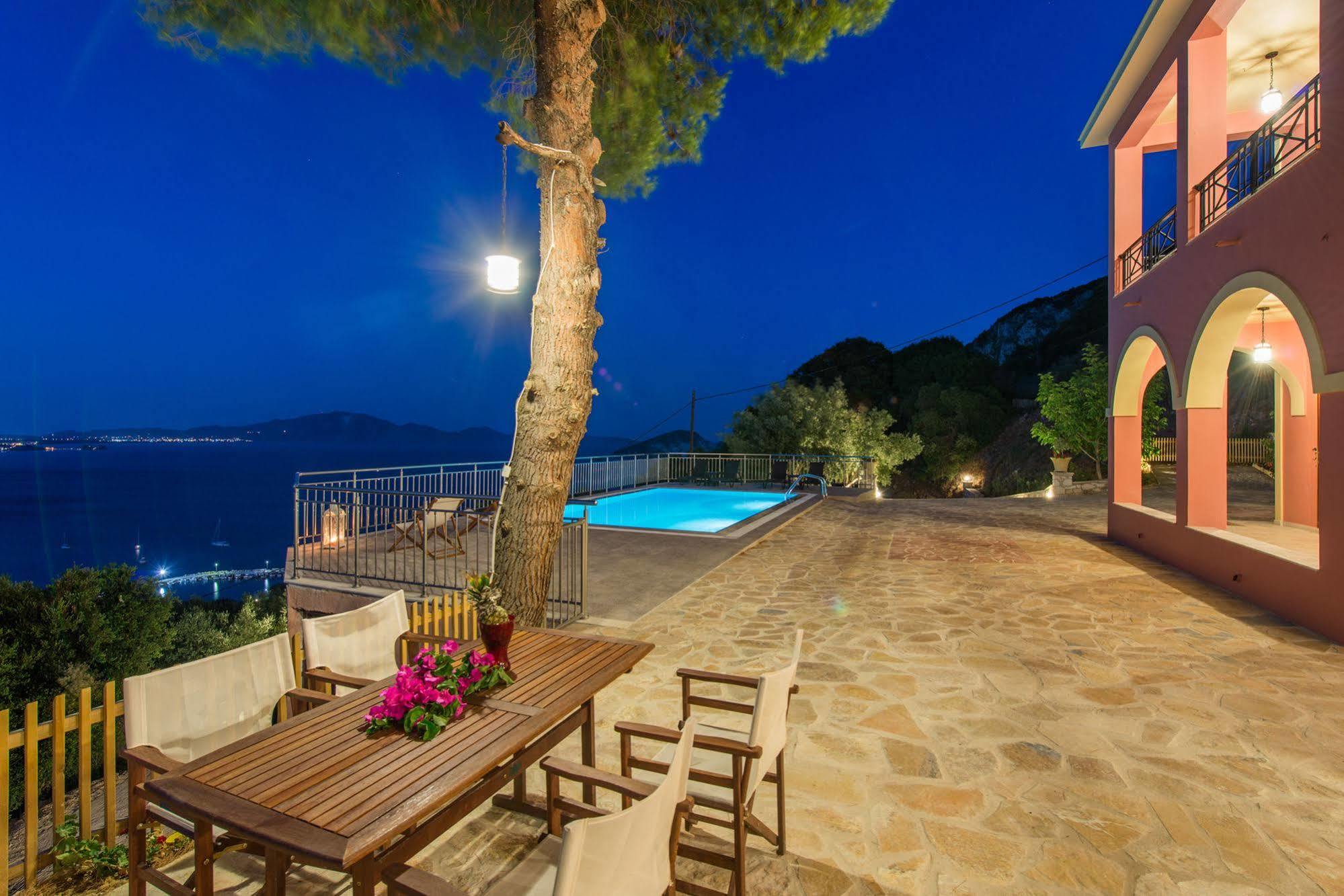 Villa Eora Keri Exterior foto